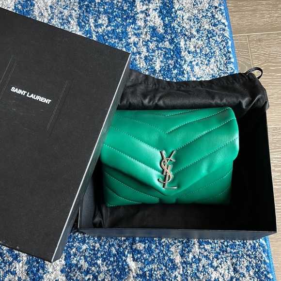 ❌SOLD❌ NEW Saint Laurent Toy Loulou Bag in Green Field - Picture 3 of 14